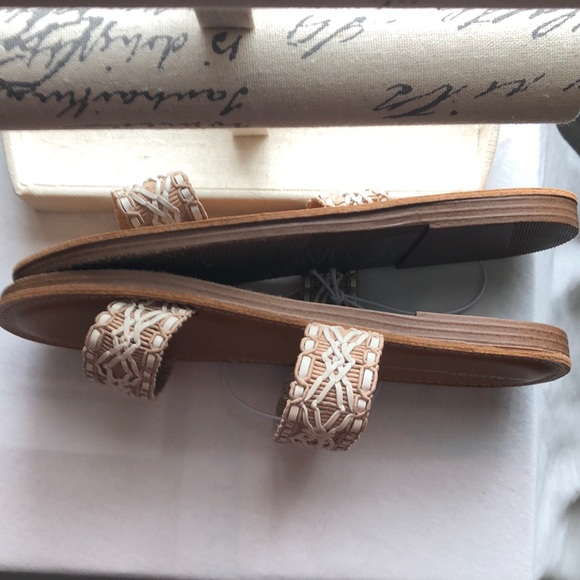 Sandals - Picture 3 of 3